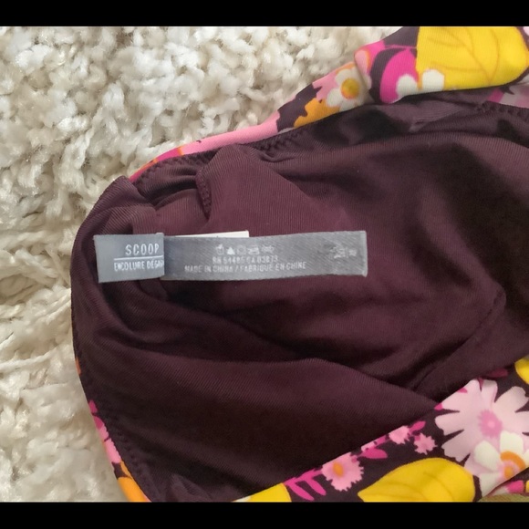 COPY - Ladies bathing suit top - Picture 3 of 3